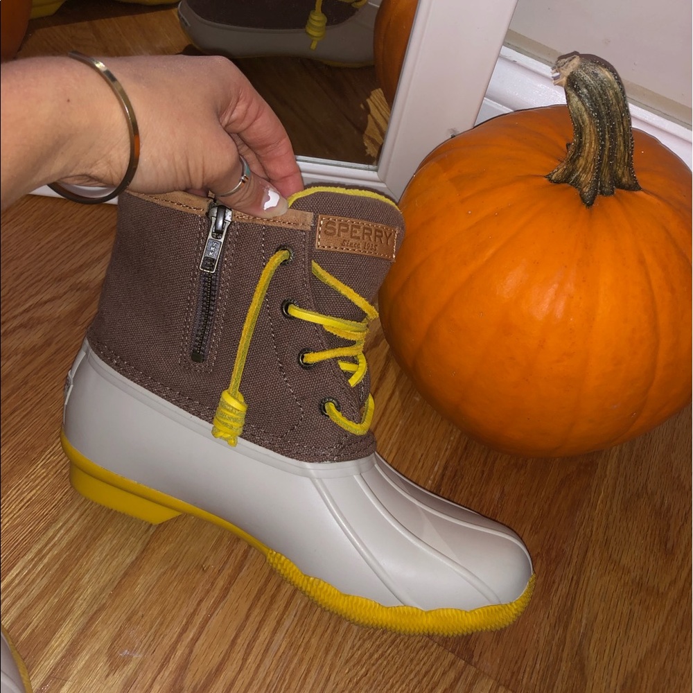 Waterproof/Saltproof Sperry Boot - Picture 10 of 11